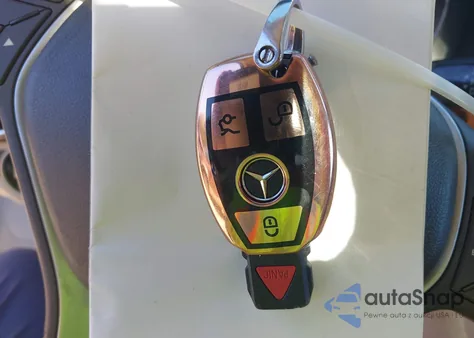 2013 Mercedes-Benz Glk 350 z USA, uszkodzony, nr VIN WDCGG5HB6DG009984